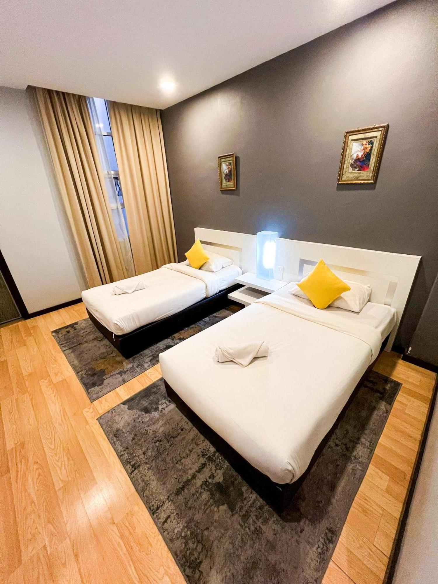 Lovita Hotel Куантан Экстерьер фото